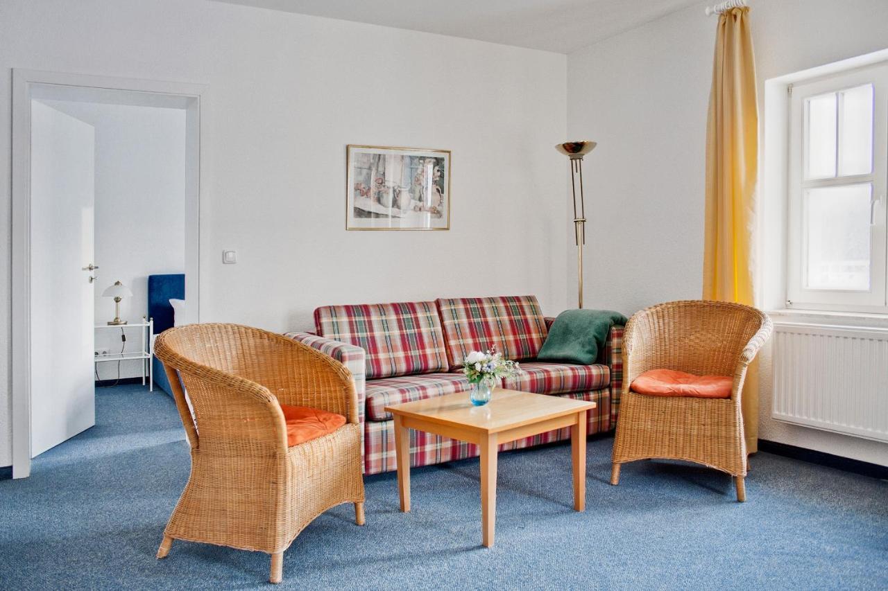 Haus Seeblick Hotel Garni & Ferienwohnungen Зиновиц Стая снимка