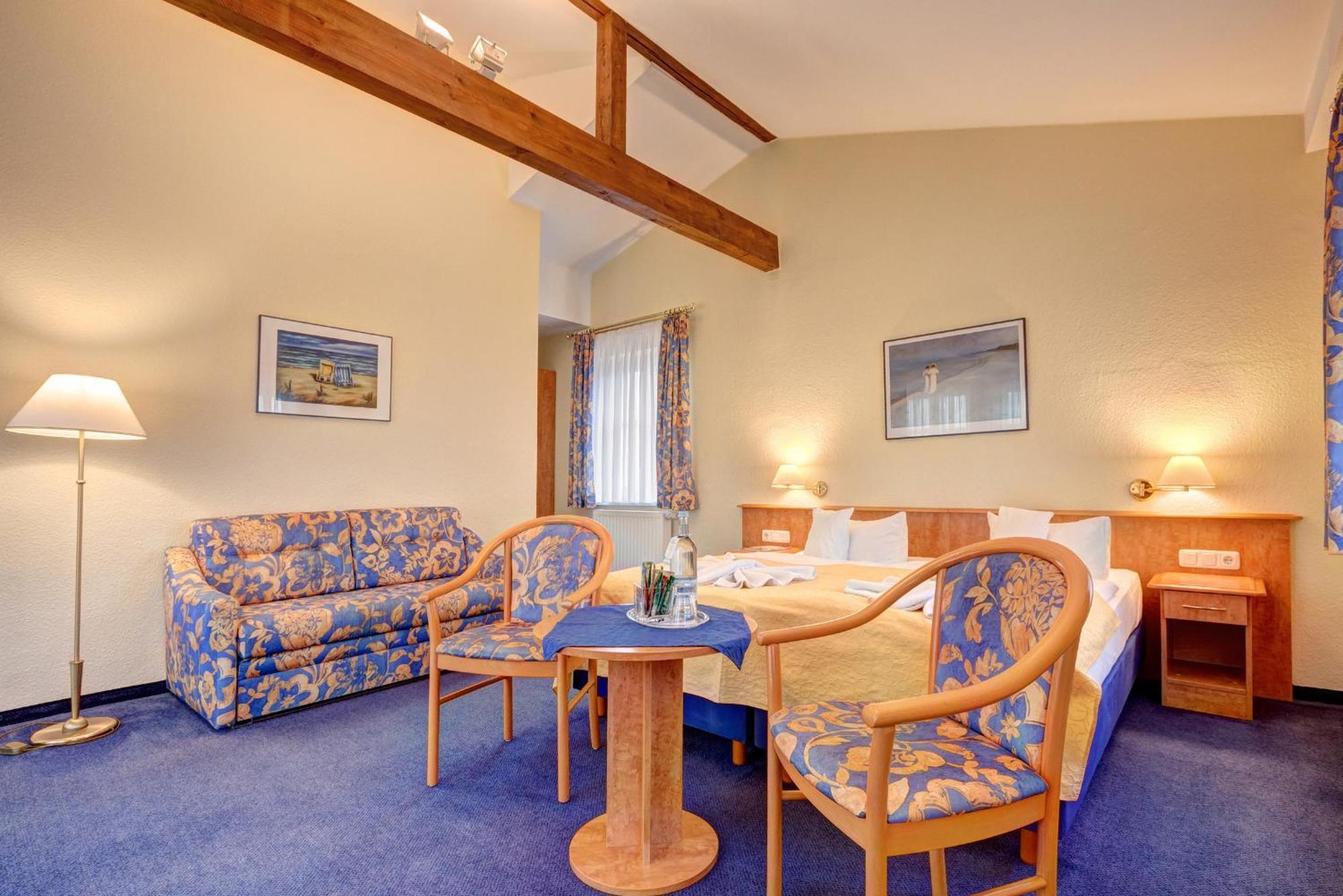 Haus Seeblick Hotel Garni & Ferienwohnungen Зиновиц Стая снимка