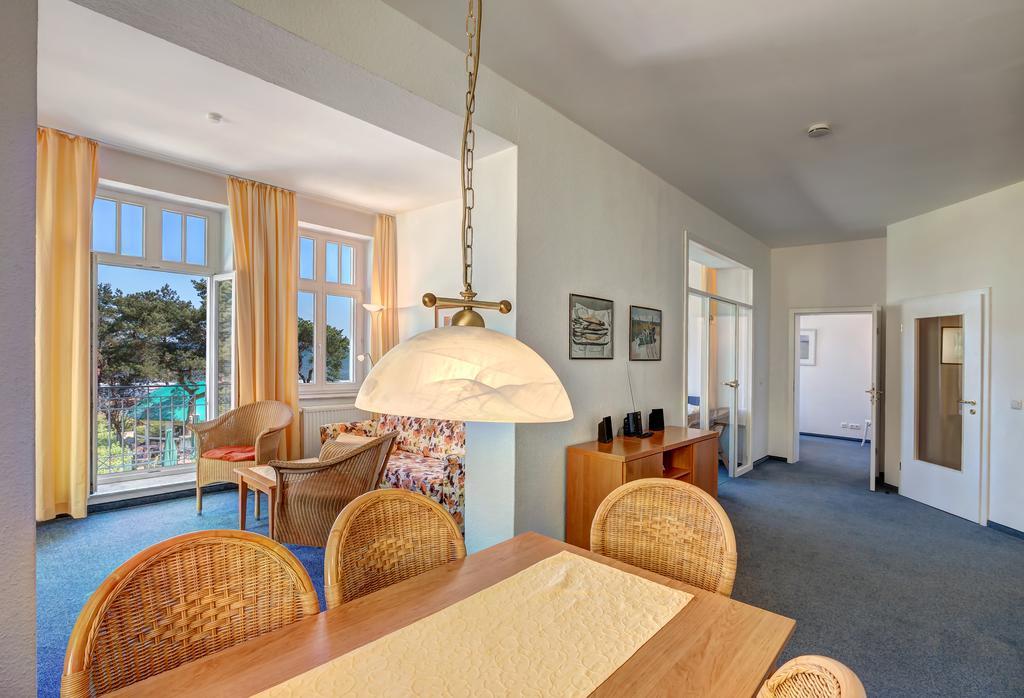 Haus Seeblick Hotel Garni & Ferienwohnungen Зиновиц Екстериор снимка